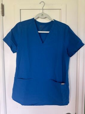 Figs Women's scrub top